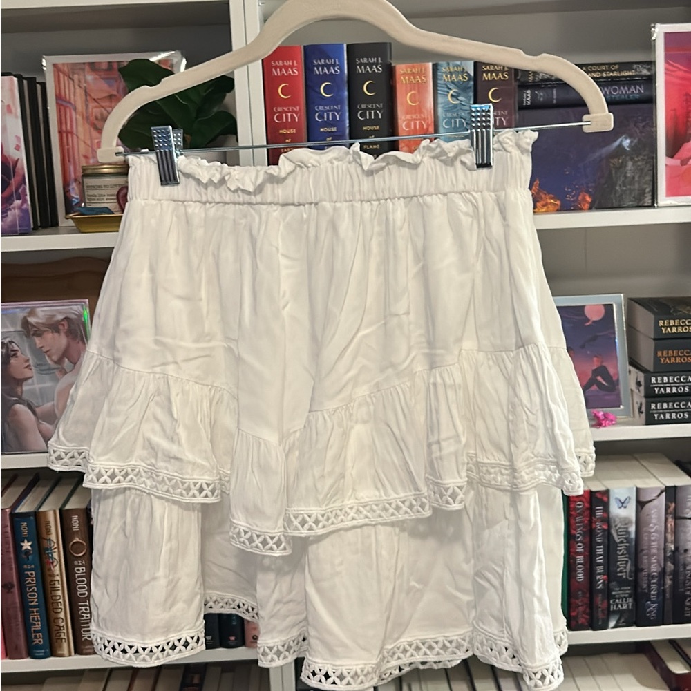 Elegant White Ruffled Skirt